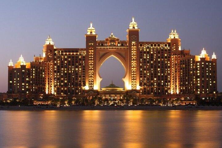 Dubai City Tour: Modern & Heritage Sights in Half a Day