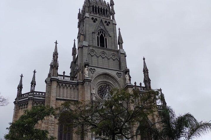 Conheça a montanha imperial mais famosa do Rio! (Petrópolis)