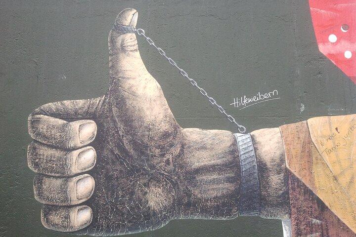 Street Art and Alternative Tour of Berlin in French
