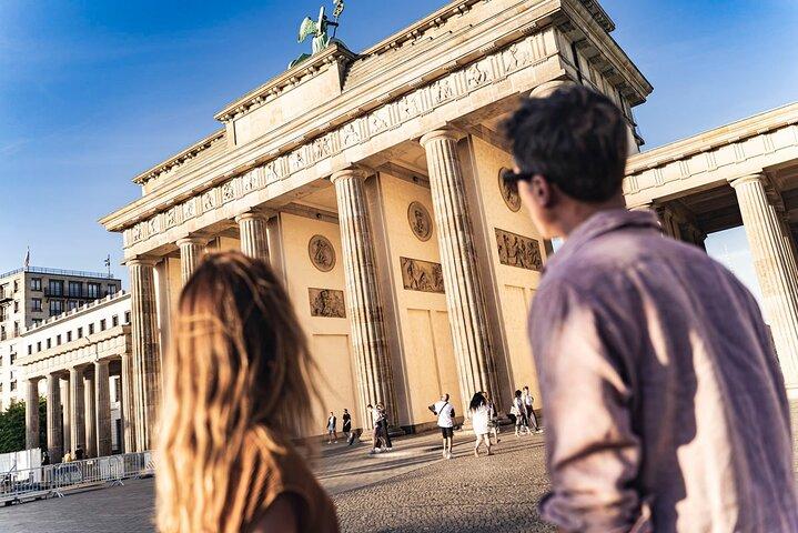 Private Berlin Top Historical Sites Tour with Black Van