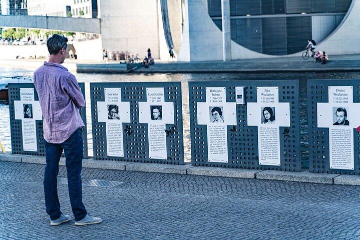Private Berlin Tour: Berlin Wall & Cold War First-Hand Stories