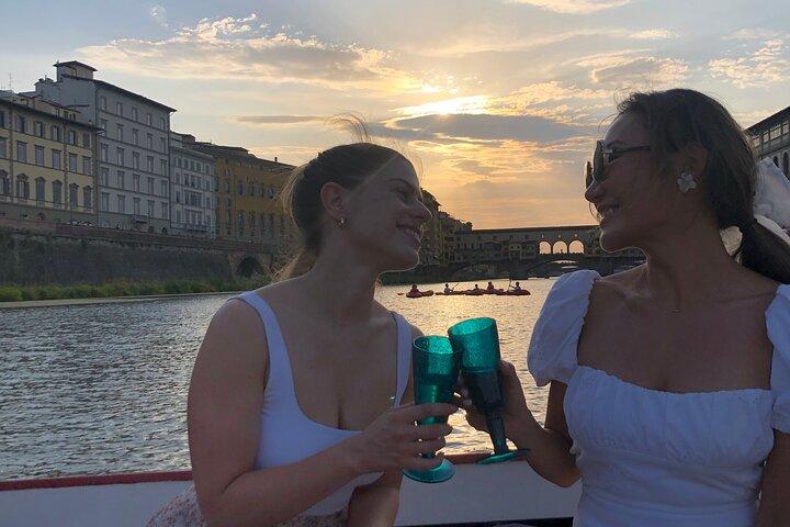 Panoramic Florence by Boat with Wine