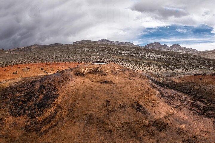 8-Hours Tour in Arequipa Laguna de Salinas with Pick-up