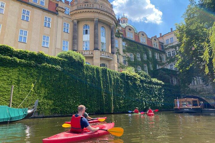Prague Kayak Tour in City Center - 2 hours