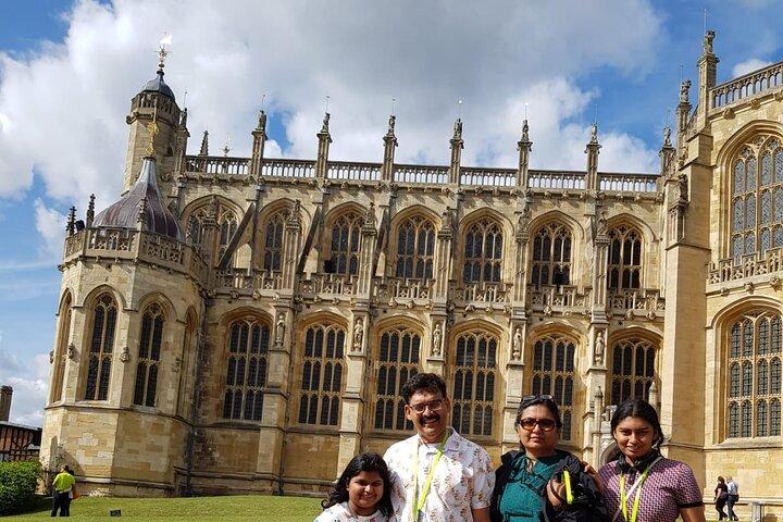 Private Guided Tour of Windsor Castle PLUS and History