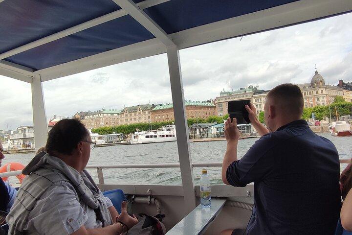 Stockholm- A Beauty On The Water: Old Town Walking Tour and Boat Trip Combined