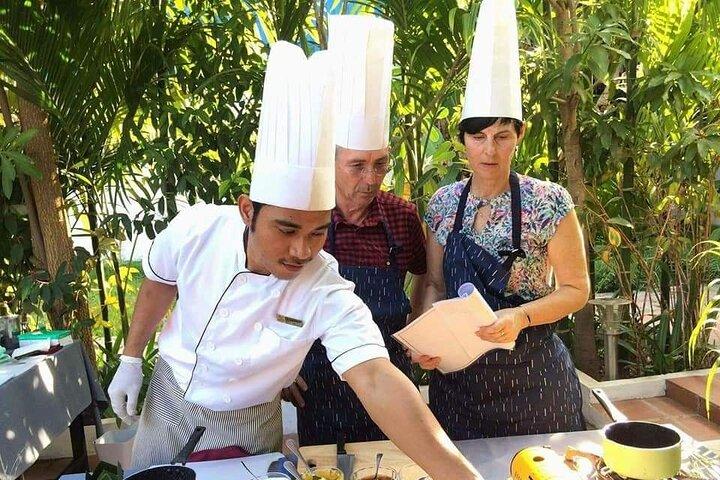 The Traditional Khmer Cooking Class at The rice field With Greenery