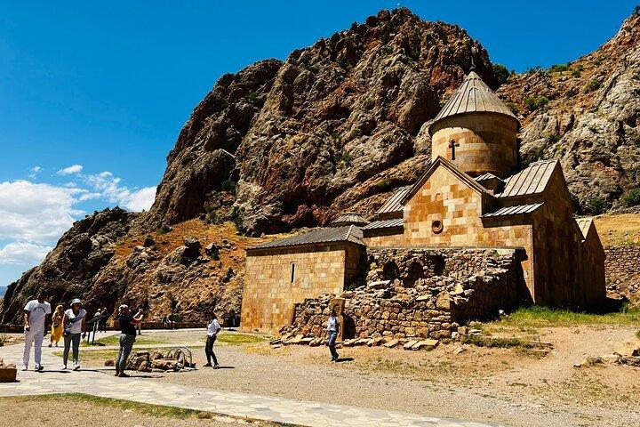 Khor Virap, Areni & Noravank: Sacred Monasteries & Wine