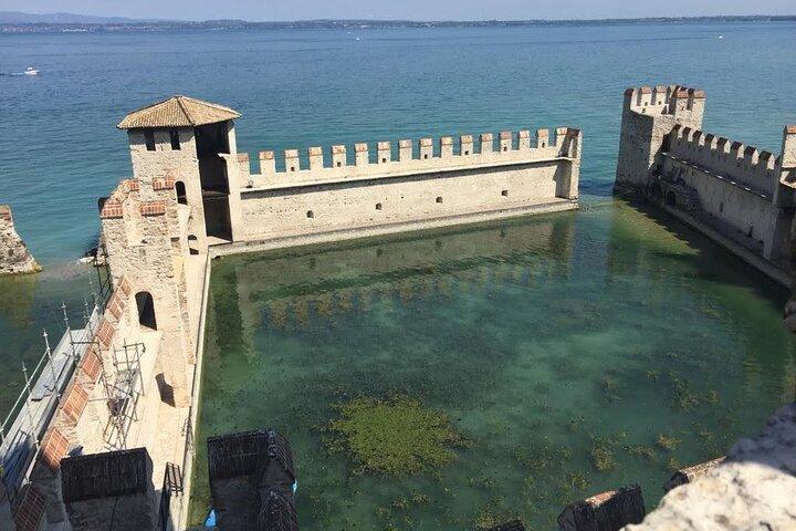 From Garda/Bardolino: 4-hour Guided Boat Cruise to Sirmione