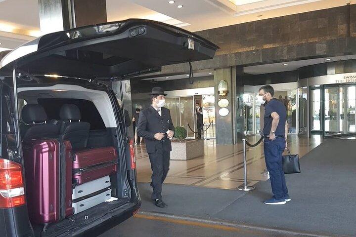 Istanbul Airport (IST) Private Arrival and Departure Transfer