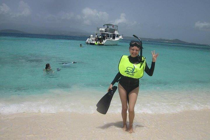 Culebra Snorkel and Beach Day with Lunch and Drinks