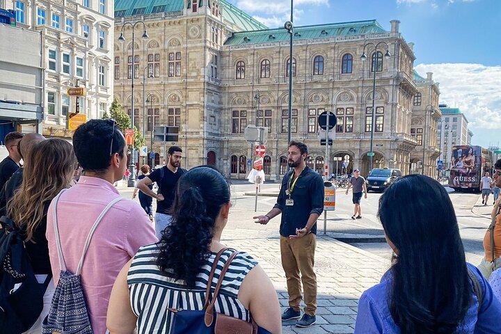 Private Walking Tour of Hitler's Vienna with Jan
