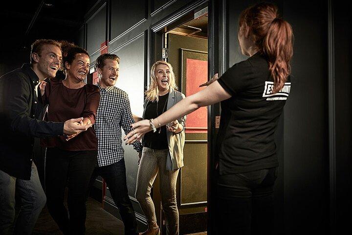 Escape Room: Escape Hunt Dubai - Prison Breakout
