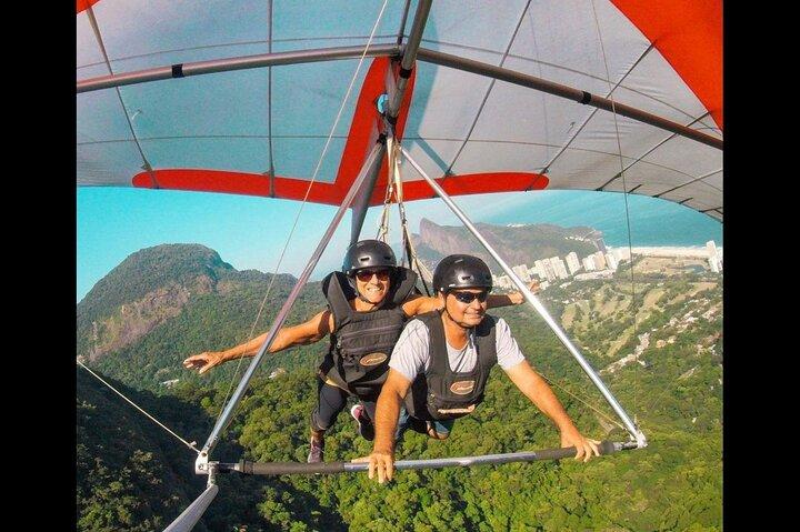 Hang Gliding or Paragliding Package experience in Rio