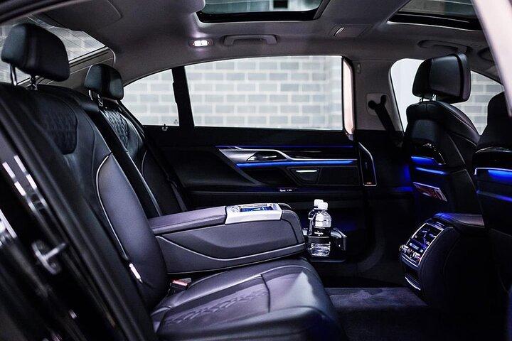 Luxury Sydney Airport Arrival Transfer - Sedan/SUV