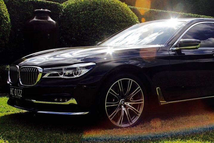 Luxury Van - Sydney Airport Private Departure Transfer