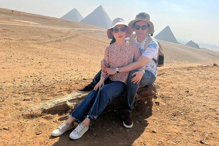 8hours Private Giza Pyramids Memphis Sakkara Lunch and Camel ride