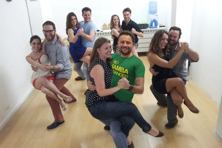 Samba Class and Samba Night Club Tour in Rio