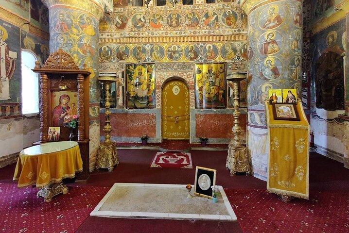 Private Tour to Salt Mine, Lunch at Winery and Dracula Grave