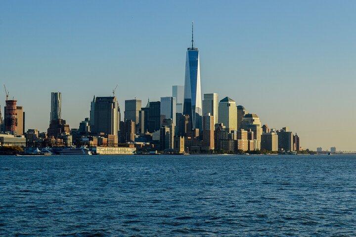 9/11 Memorial & Ground Zero Tour with Optional 9/11 Museum Ticket