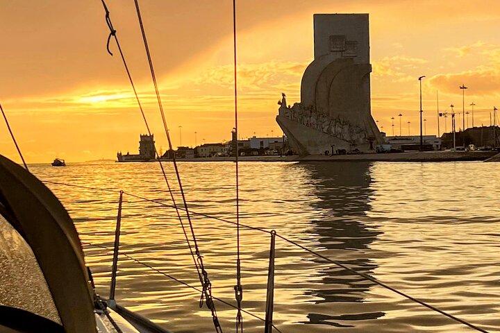 Lisbon Private Luxury Boat Tour with Welcome Drink