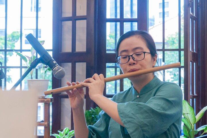 Paint & Personalize a Vietnamese Non La with Traditional Folk Art