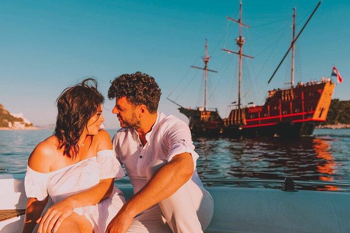 Prosecco & Sunsets: Private Dubrovnik Cruise