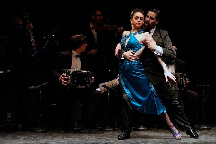 Tango show at La Ventana, with Optional Dinner