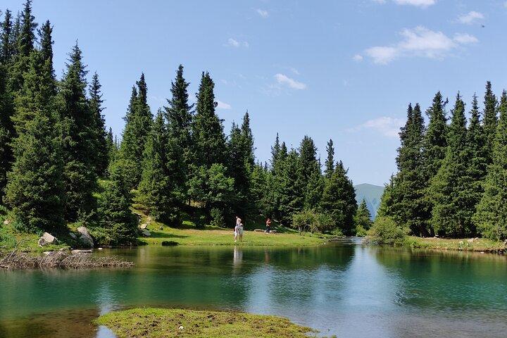 10-Hour Private SUV Tour Along the Grigorievsky and Semenovsky Gorges