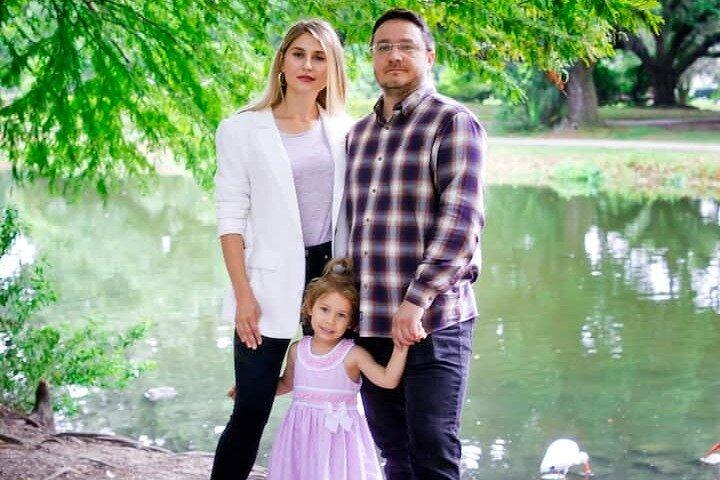 Private Photo Shoot in the Oaks in City Park