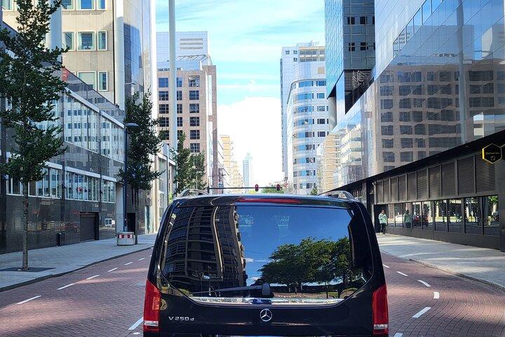 Private Minivan Transfer from Rotterdam to Amsterdam or Airport