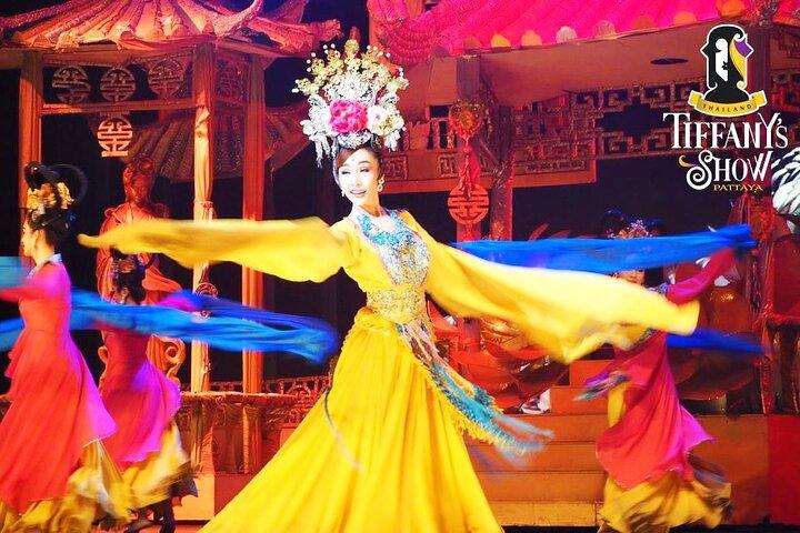 Tiffany's Show Pattaya - Ladyboy Cabaret Show