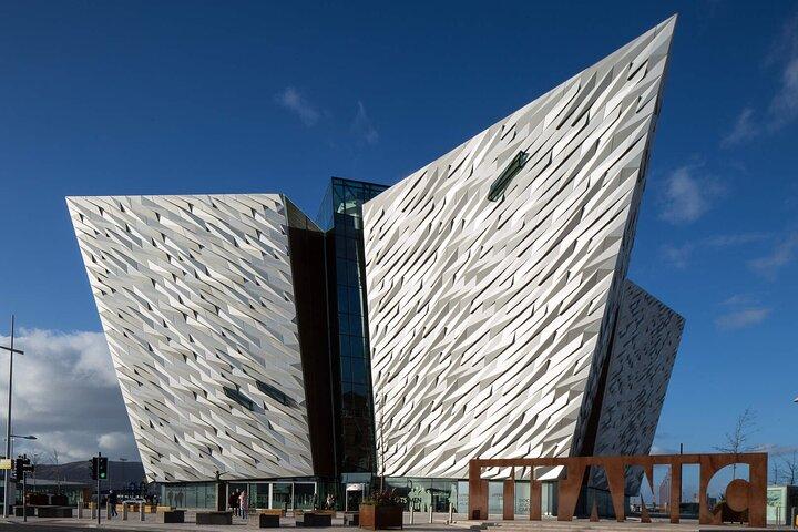 Titanic Experience and Giant's Causeway Tour from Belfast