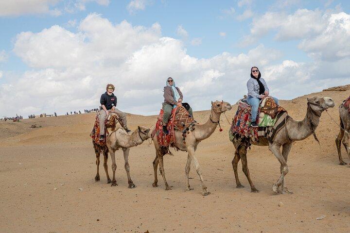 Saqqara, Memphis and Pyramids of Giza Tour