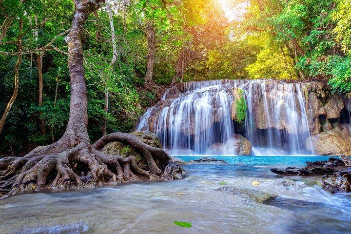 Floating and Railway Market (Optional Waterfall): Private Tour