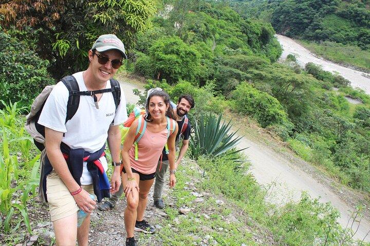 Short Inca Trail hike to Machupicchu 2 days 1 night
