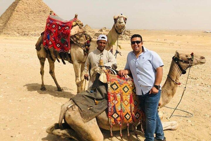 Cairo Layover Tour: Giza Pyramids, Christian Cairo Mosque & Dinner Nile Cruise
