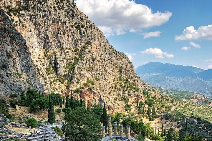 Delfi Full Day Private Sightseeing Tour
