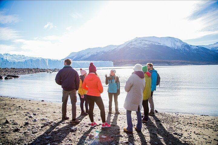 Blue Safari: Perito Moreno Glacier with Hiking and Navigation