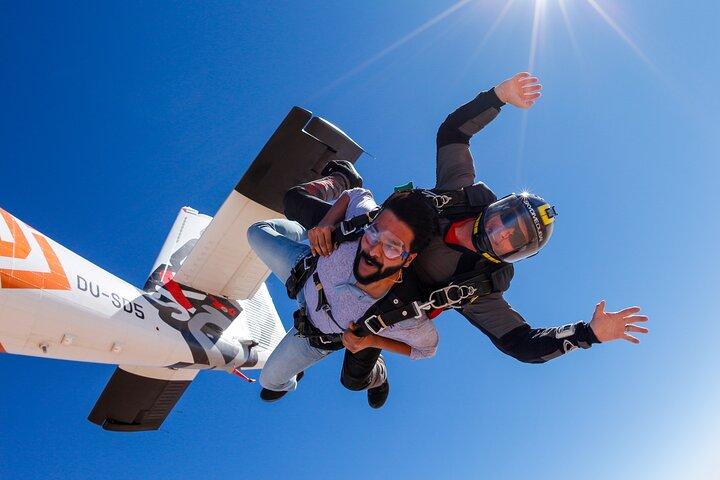 Dubai Skydive Tandem Over The Palm including Transfers