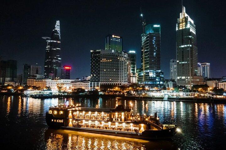 Water Puppet Show & Dinner on Cruise