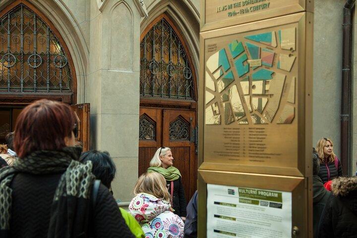 Prague Walking Tour in German: Old Town with Jewish Quarter