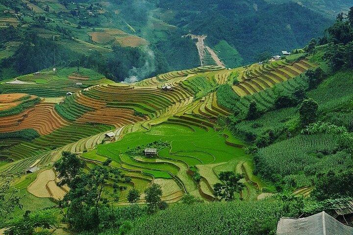 Sapa 3 Days Trekking Tour (1 Night in Bungalow, 1 Night In Hotel)