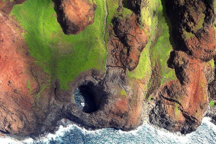 Kauai: Napali Coast Boat Tour and Snorkeling