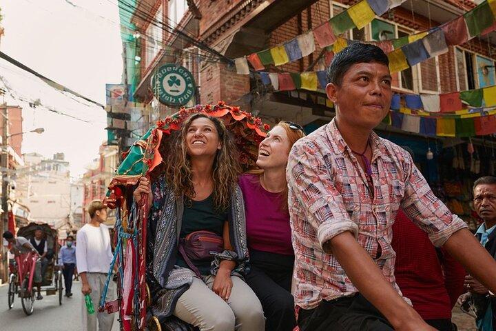 Kathmandu by Rickshaw: Sunset Tour to Durbar Square & More