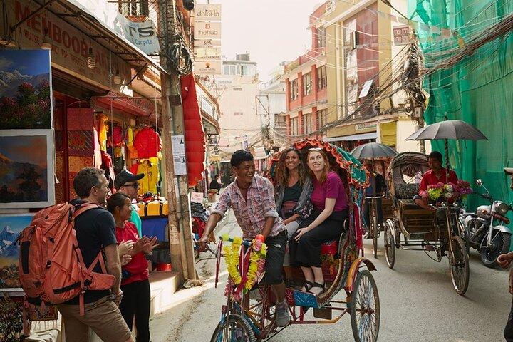 Kathmandu by Rickshaw: Sunset Tour to Durbar Square & More