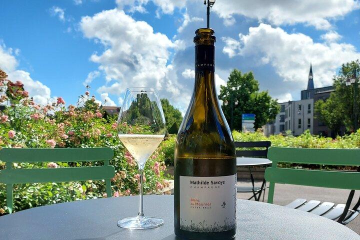 Tasting and discovery of the 3 Champagne grape varieties