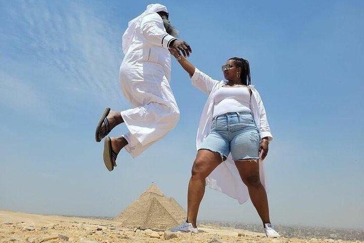 4 Hours Adventure To Giza Pyramids, Sphinx, Lunch & Camel