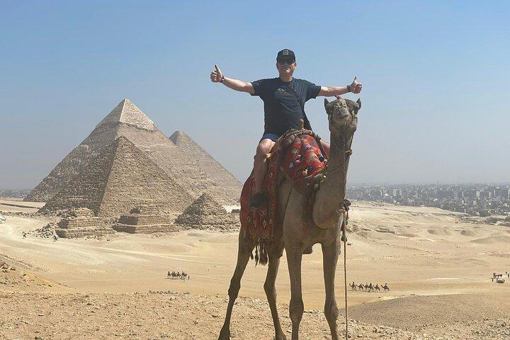 Full day tour Giza Pyramids Sphinx &Lunch and Shopping tour