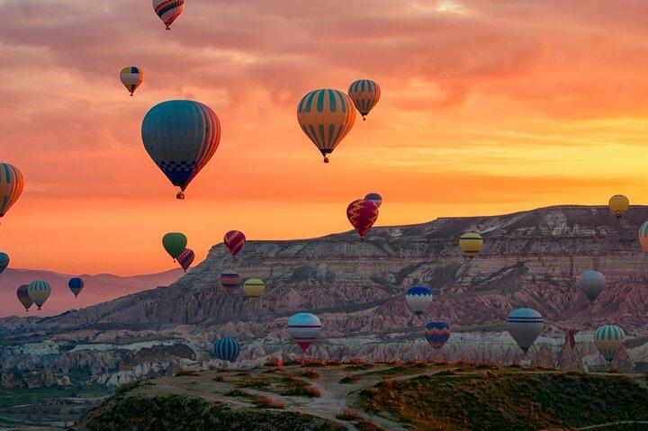 Sunrise Hot Air Balloon Watching Experience with Hotel Transfer